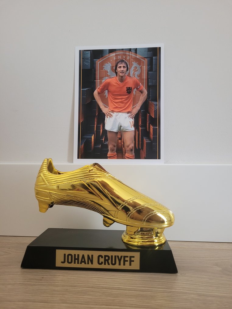 Johan Cruyff - Golden Boot Trophy + Photography  #2.1