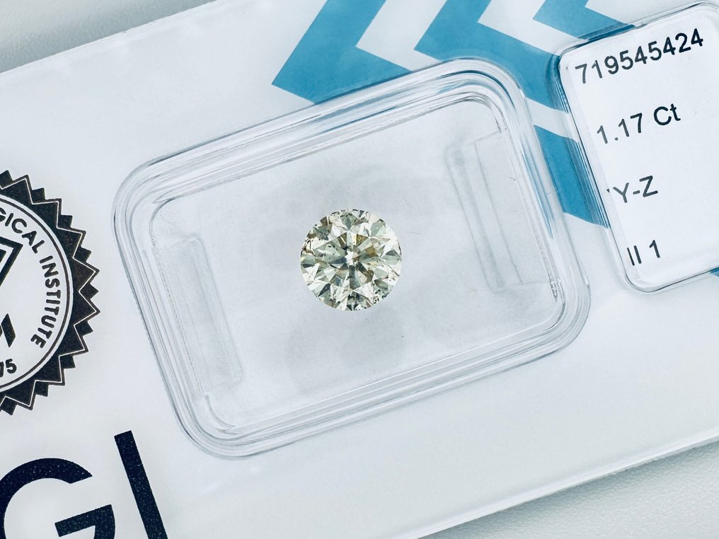 1 pcs Diamond (Natural coloured) - 1.17 ct - Round - I1 - International Gemological Institute (IGI) - ( NATURAL - Y - Z ) #3.2