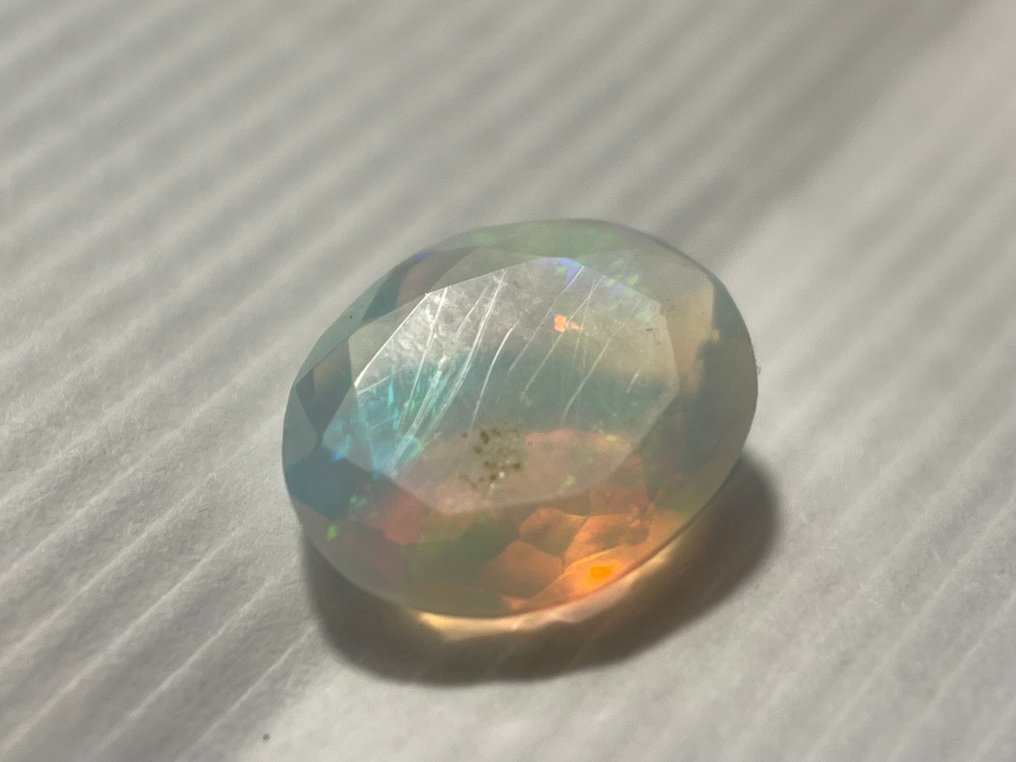 Senza prezzo di riserva - 1 pcs Bianco, Arancione, Multicolore Opale - 1.70 ct - Antwerp Laboratory for Gemstone Testing (ALGT) - Qualità del colore fine #4.3