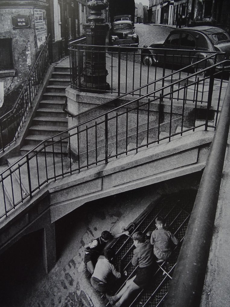 Willy Ronis (1910–2009) - Rue Piat #1.0