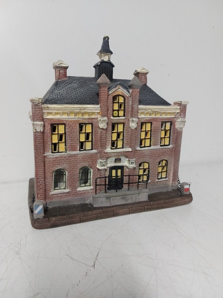 Decorative ornament - Dickensville - Netherlands - City Hall IJLST #3.2