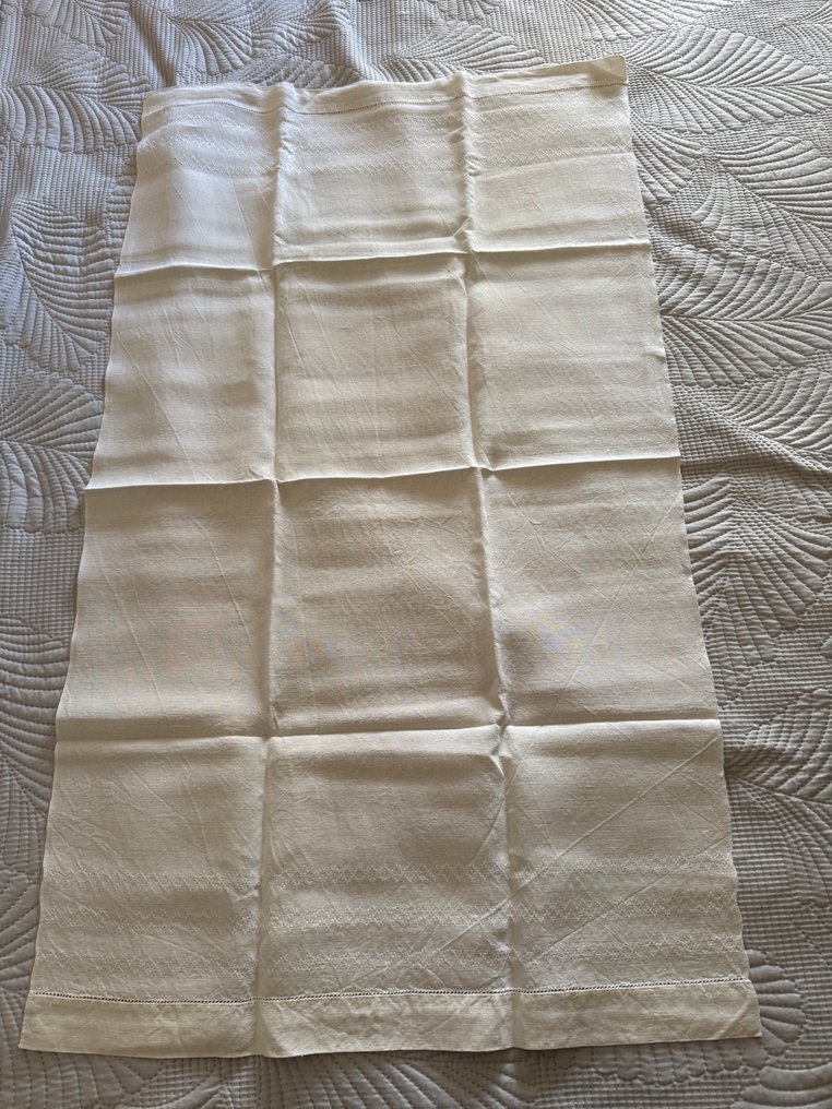 Pyyhe (6) - 110 cm - 62 cm - Koristeelliset pyyhkeet #3.2