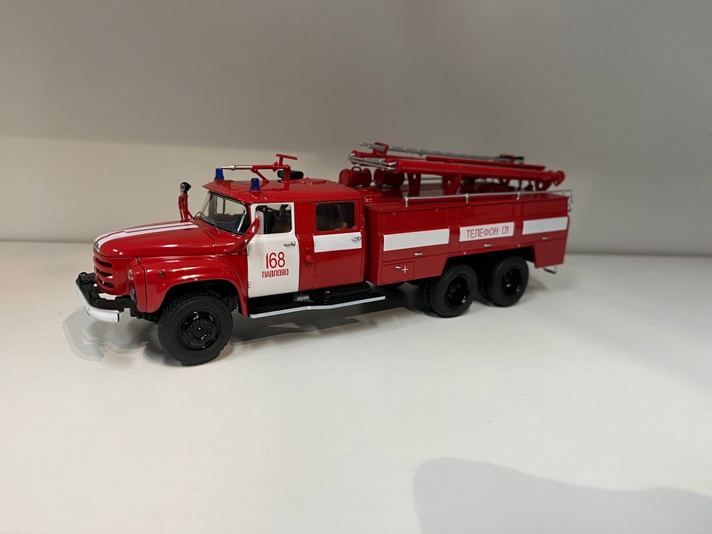 Start Scale Models (SSM) 1:43 - Modell teherautó - Zil-133Ja - tűzoltóautó #1.0