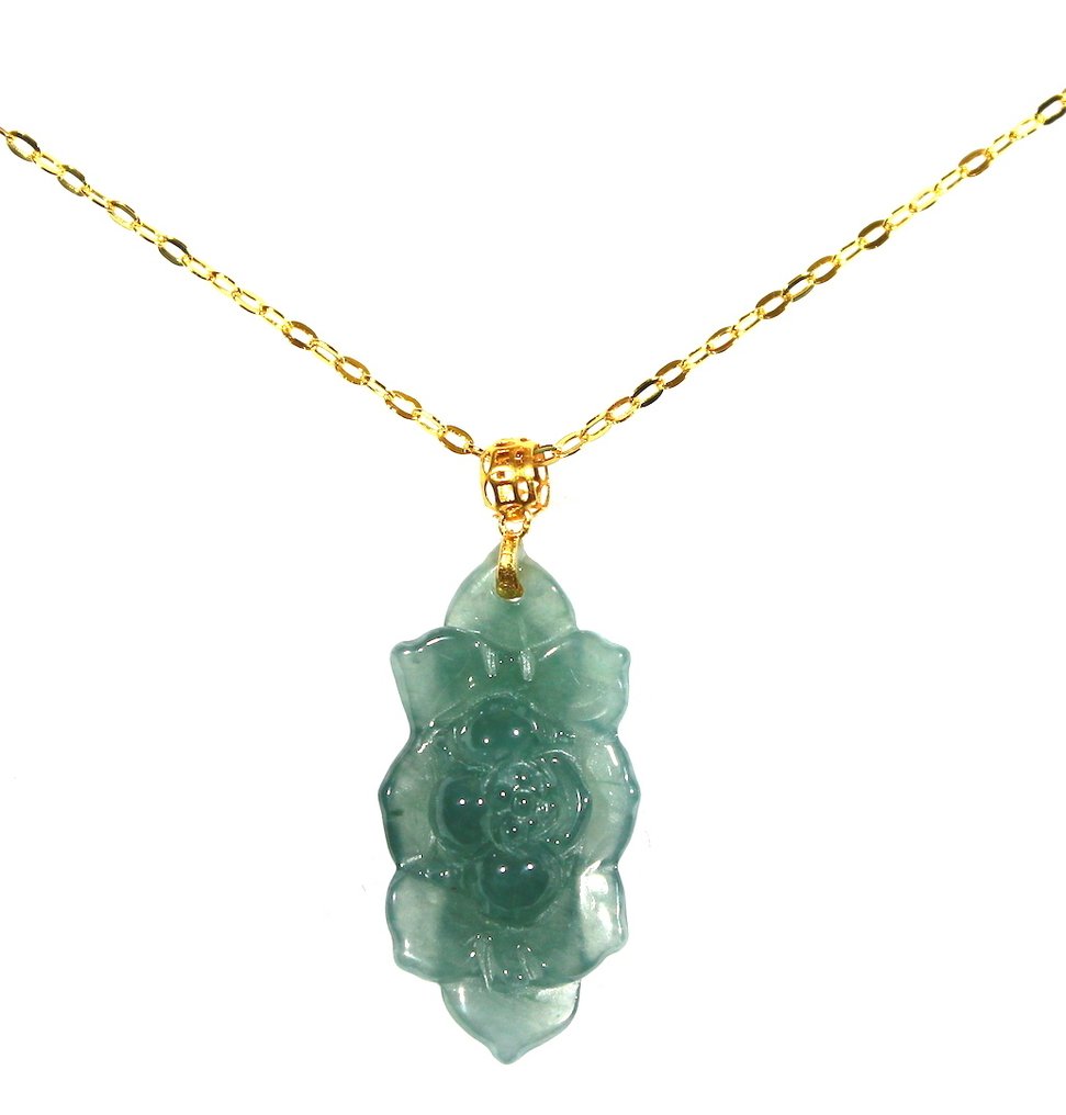 Lotus Flower Carving Pendant in Jadeite Jade and 18K Gold 925 silver chain - NGCT Certificate - Height: 22 mm - Width: 11 mm- 1.69 g #1.0