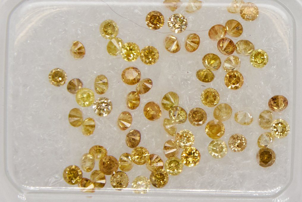 Sem preço de reserva - 66 pcs Diamante (Cor tratada) - 1.05 ct - Redondo - I1, I2, I3 - Gem Report Antwerp (GRA) #1.0