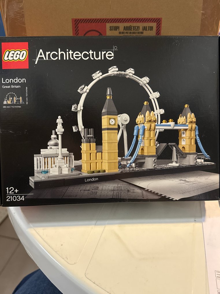 LEGO Set - 21034 - Architecture - London #1.0