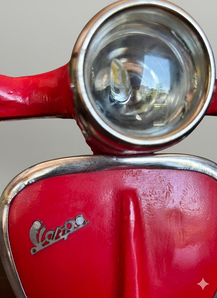 Vespa - Table lamp - Unique and special piece of decoration - Metal #3.2