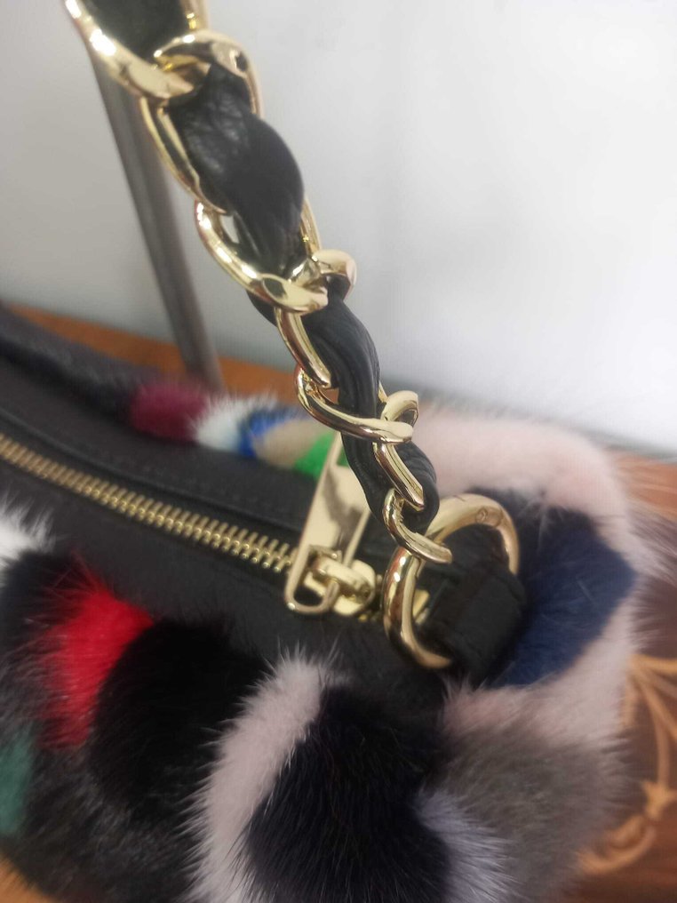 Artisan Furrier - Bag #1.0