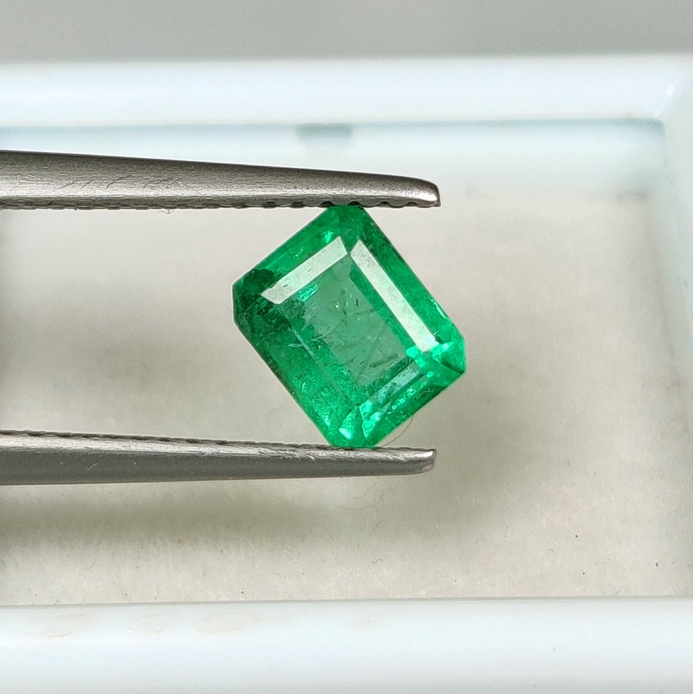 Verde Smarald - 1.40 ct - IGI (Institutul gemologic internațional) - Top Luster #4.3