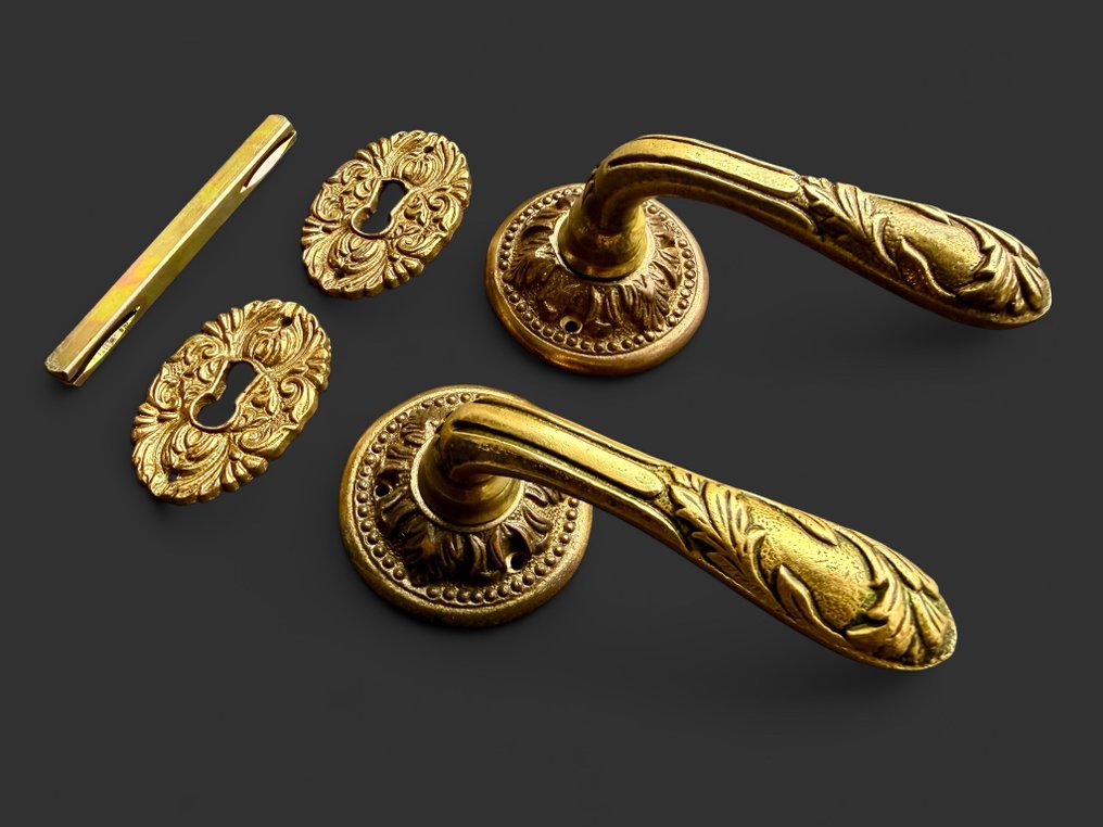 Rococo Style Door handle - 20th century - Solid brass  #1.0