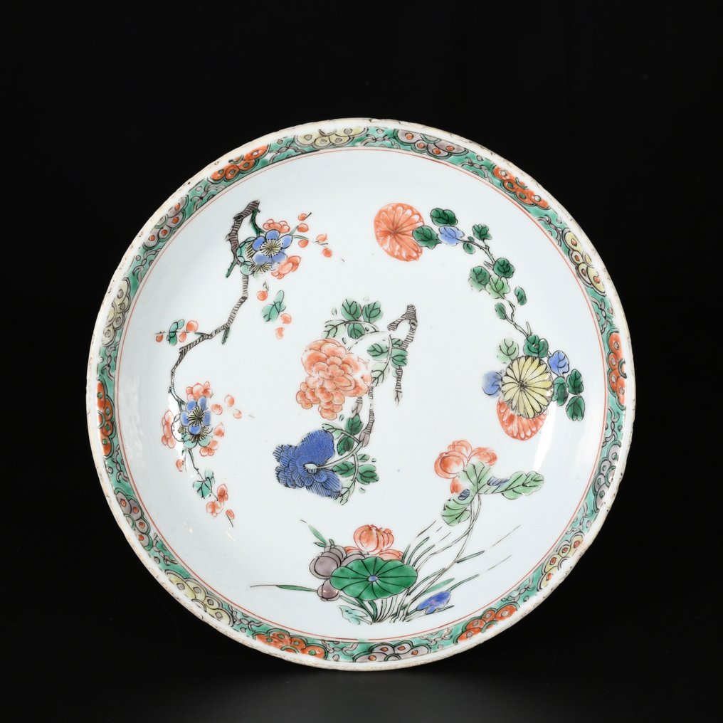 Teller - Coupe aux émaux de la Famille Verte à décor de fleurs de lotus - Porzellan #1.0