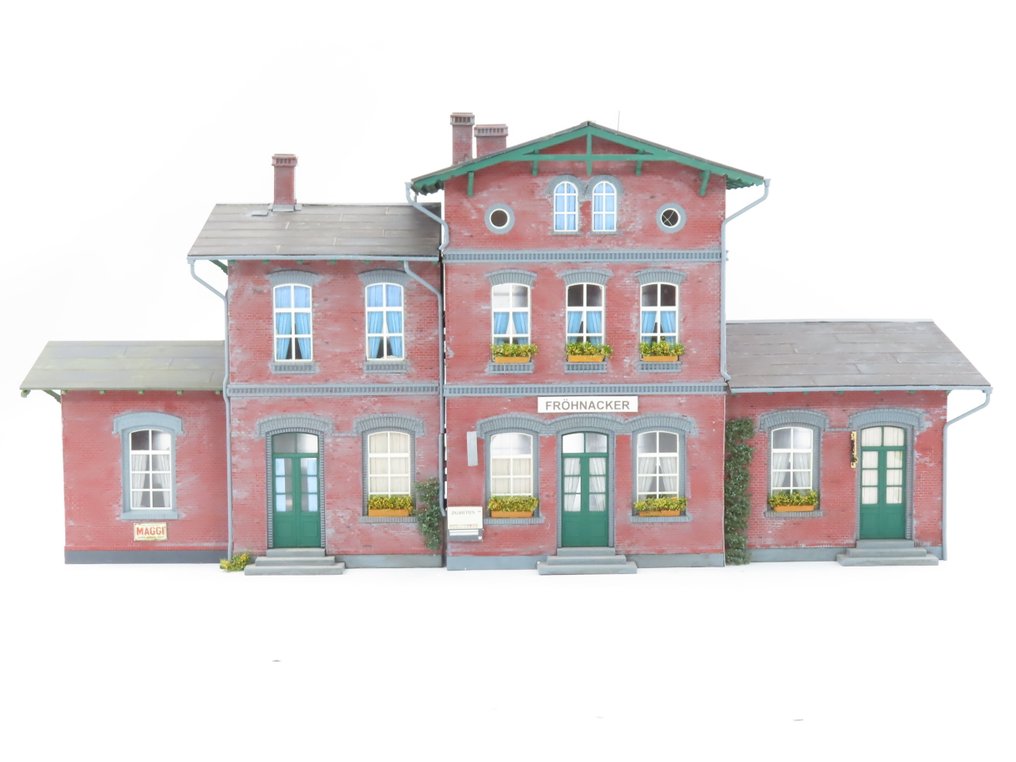 Lenz 0 - 48100 - Model train buildings (1) - Station Fröhnacker #1.0