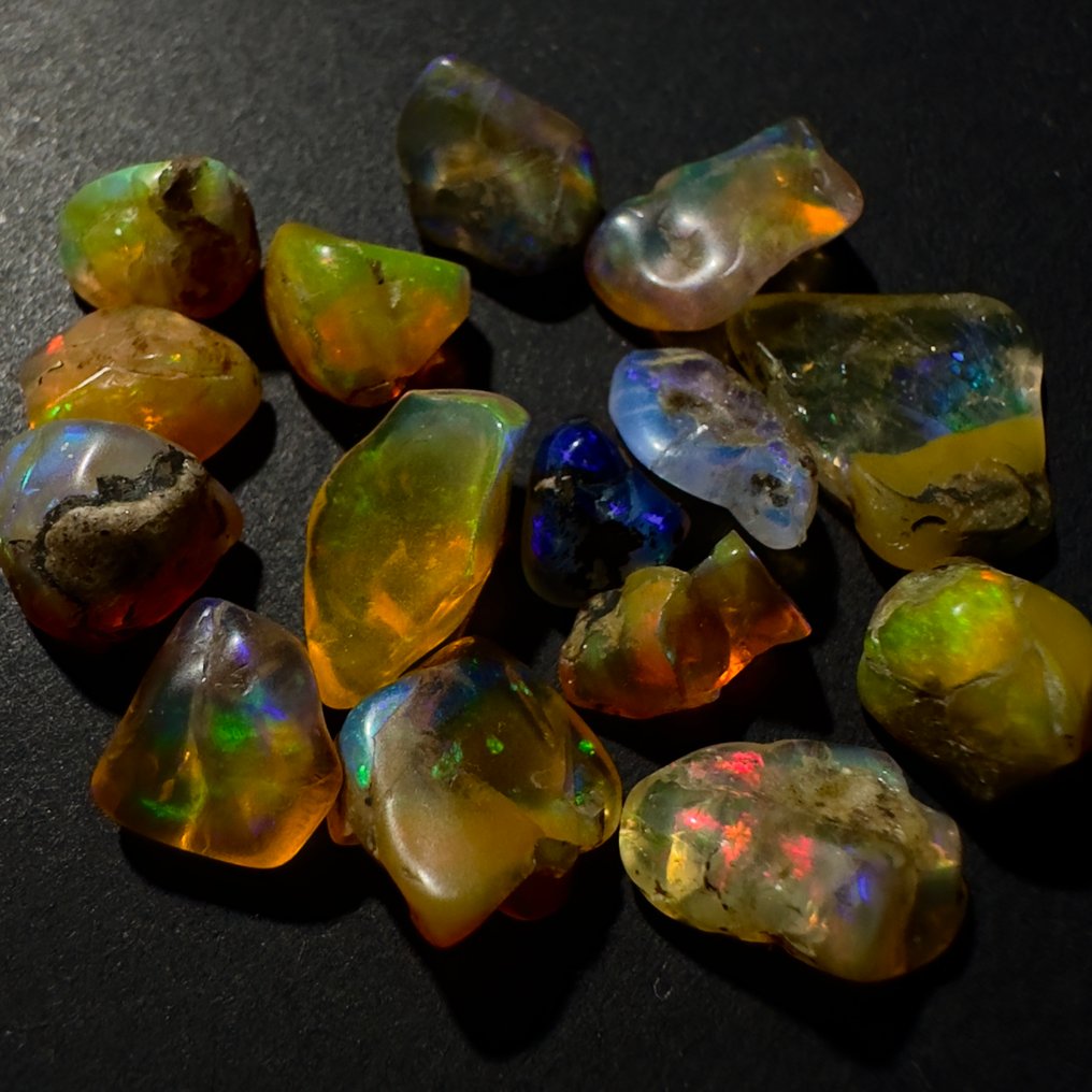 Opál Rög- 4.11 g #1.0