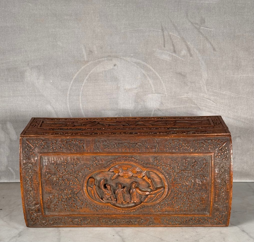 盒子 - 木 - 雕刻首饰盒 #1.0