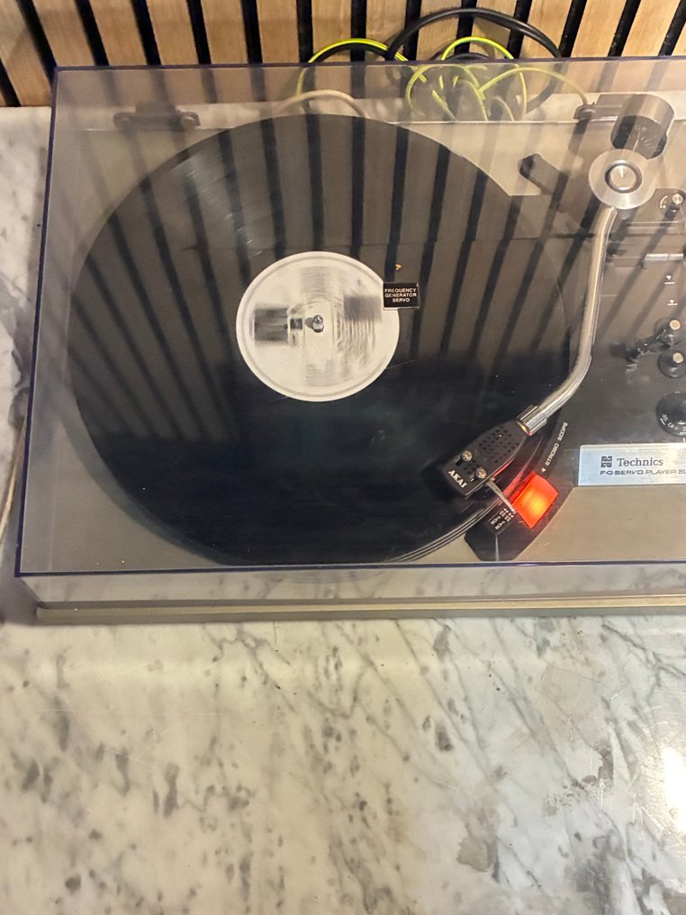 Technics - SL-23 - FG Servo - Semi-automatic Turntable #4.3