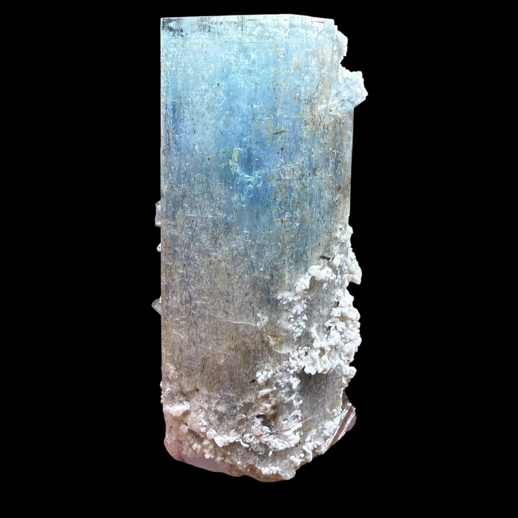 Ακουαμαρίνα – Ημιδιάφανο μπλε σε μήτρα ορθοκλάσης. - Ύψος: 7 cm - Πλάτος: 3.5 cm- 110 g #4.3