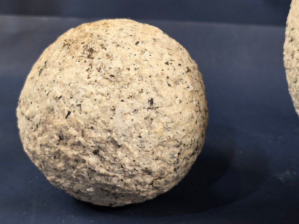 花瓶 (2)  - 石 - 已清理的石头球体 #2.1