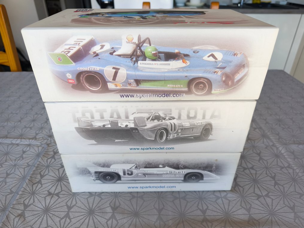 Spark 1:18 - Modell versenyautó  (3) - Matra-Simca MS 670, 670 B, 670 C #3.2