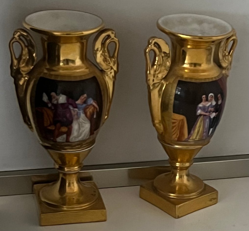 Vase (2) - Porcelain #2.1