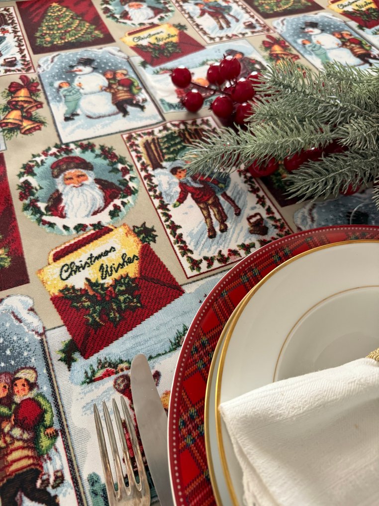 Christmas tablecloth for large gatherings. Patchwork holiday decor with snowmen, reindeer, and more. - Tablecloth - 2.94 m - 1.43 m #2.1