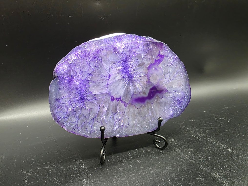 Agate Slab with Stand - Height: 15 cm - Width: 10 cm- 688 g #2.1