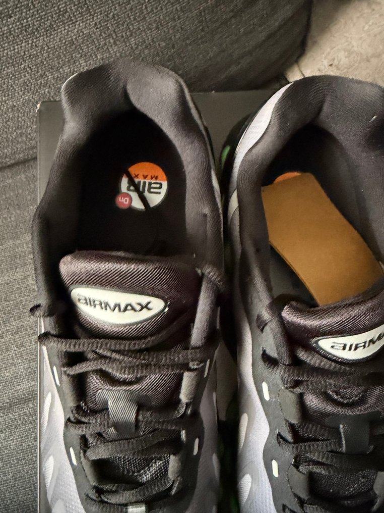 Nike - Air Max Dn8 - Sneakers - Size: EU 44 #3.2
