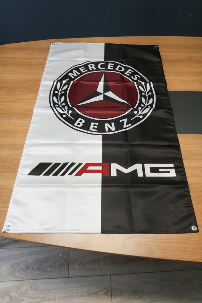 旗 - Mercedes-Benz - AMG - XL (120x75 cm) – Premium Satin Fabric – Black & White Design #2.1