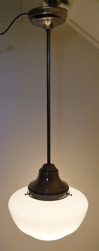 Lamp - Opaline glass, Nikkel #1.0