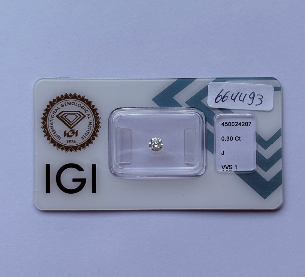 1 pcs 钻石 (天然) - 0.30 ct - 圆形 - J - VVS1 极轻微内含一级 - 国际宝石研究院(IGI) #1.0