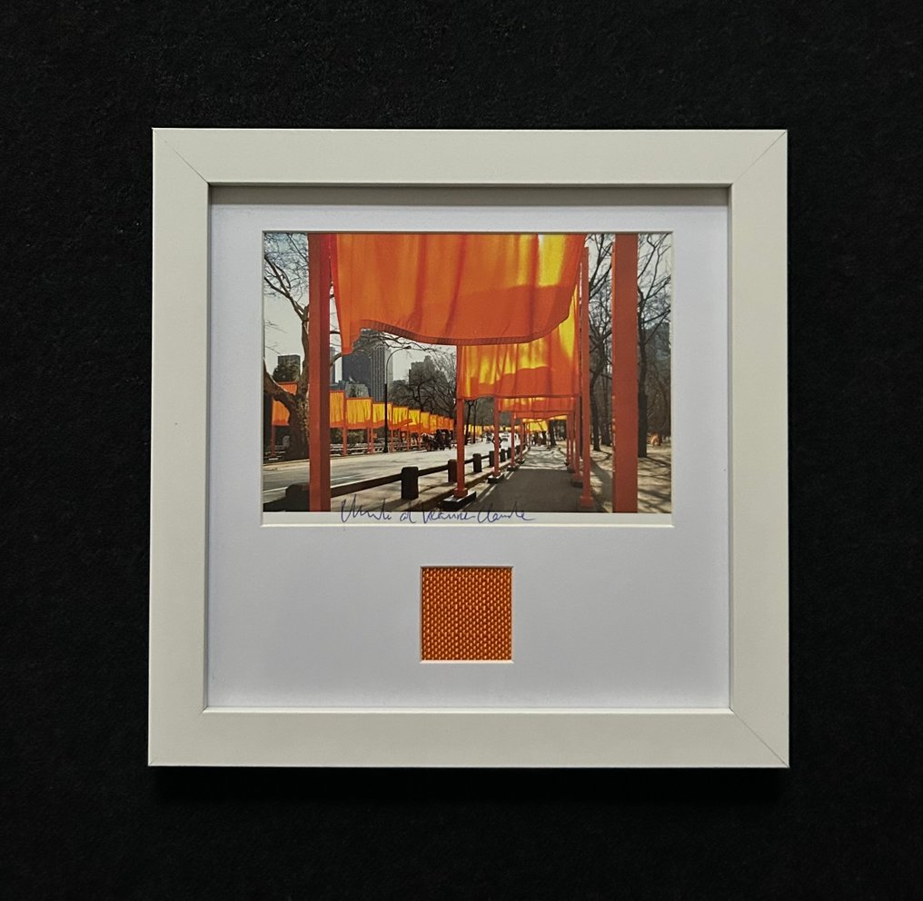 Christo & Jeanne-Claude (1935-2020) - The Running Fence - signed by hand #4.3