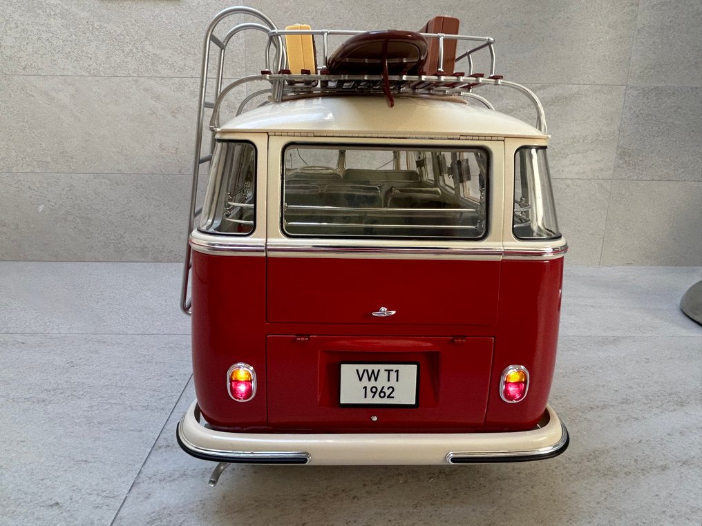 De Agostini 1:8 - Pienoismalliauto - Volkswagen T1 Samba Bus #4.3