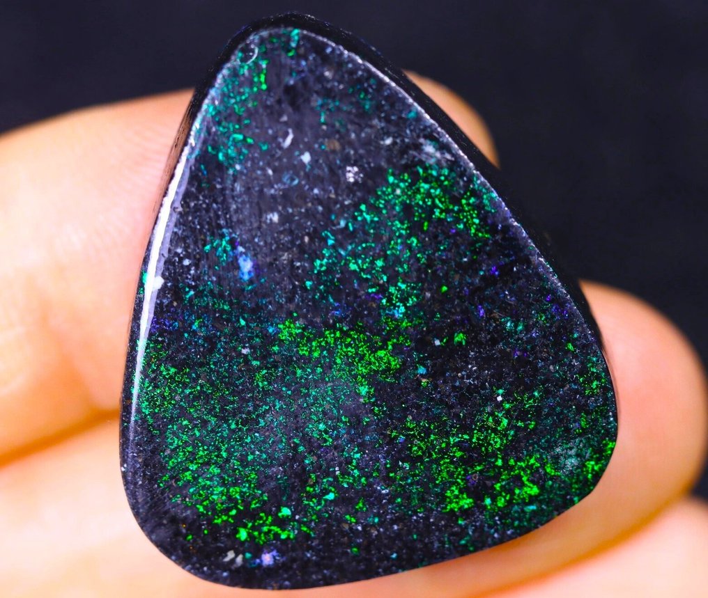 30 克拉 - 大块 - 颜色亮度非常高 - 澳大利亚黑欧泊 润色 - 请观看视频！- 6 g #1.0