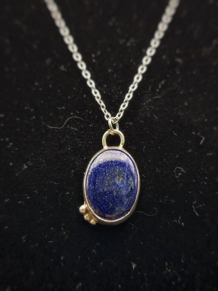 Handmade 'Desideri' jewelry in 925 silver with top-quality Lapis Lazuli, one-of-a-kind piece. - Height: 23 mm - Width: 17 mm- 5.3 g - (1) #2.1