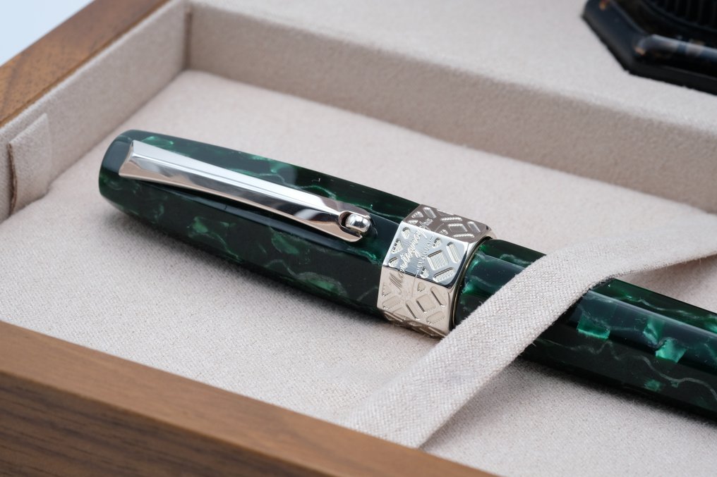 Montegrappa - Extra Otto - Celluloid ''Malachite'' (ISE8T_CL) - Rollerpen #1.0