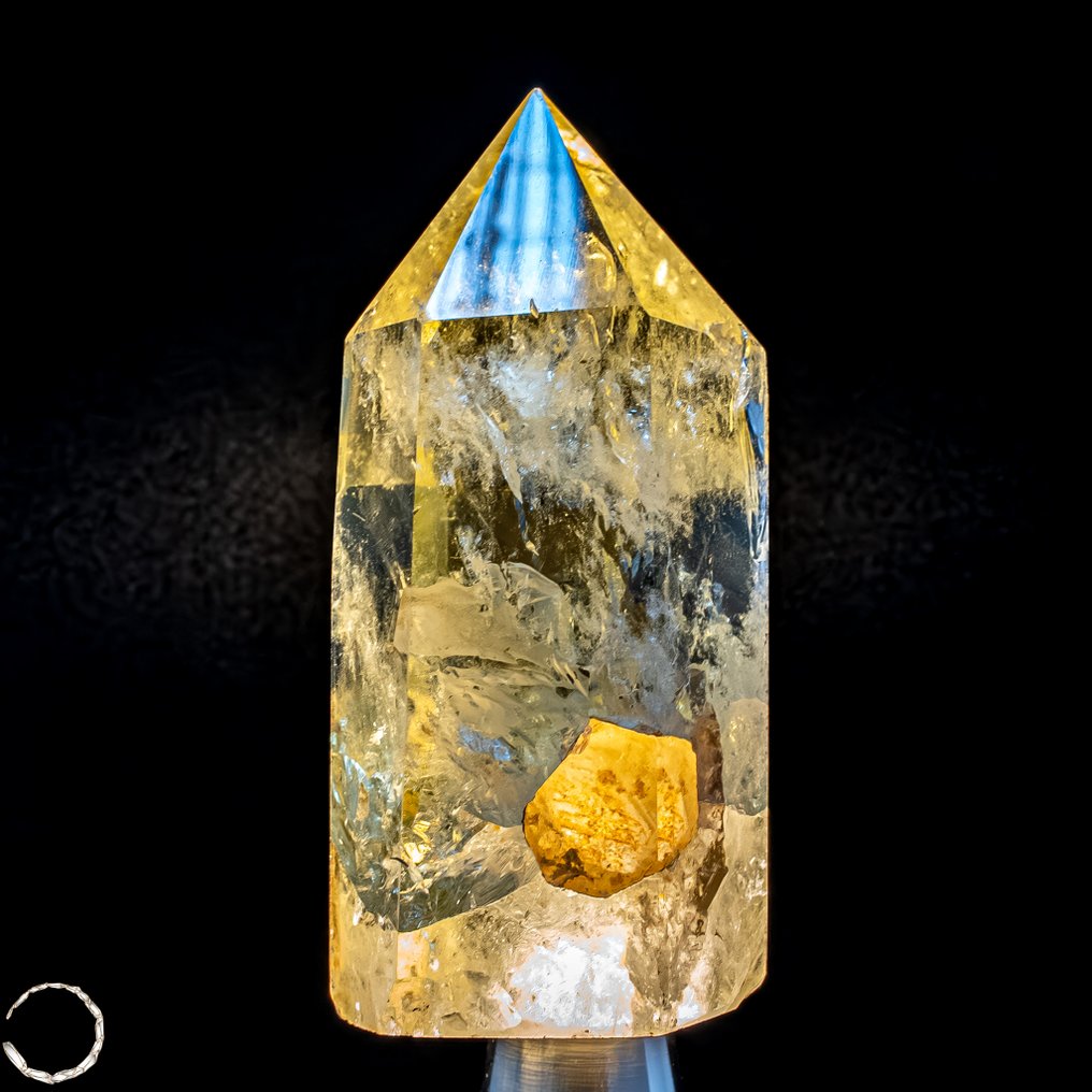 稀有透明AAA++黄水晶 Crystal- 295.12 g #3.2