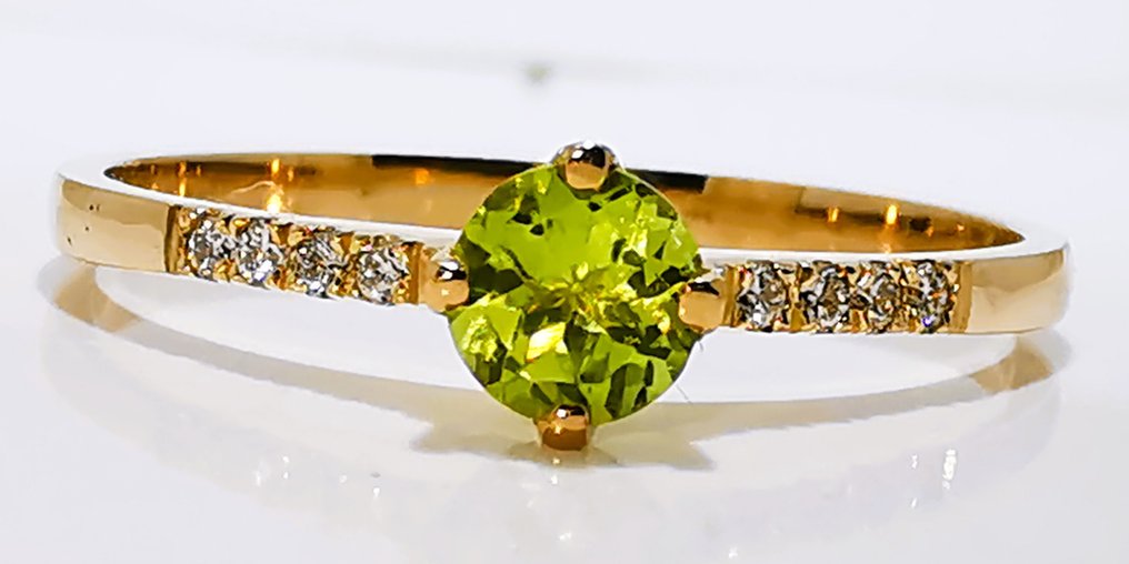 Zonder minimumprijs - Ring - 14 karaat Geel goud - 0.45ct. tw. Olivijn - Diamant #4.3