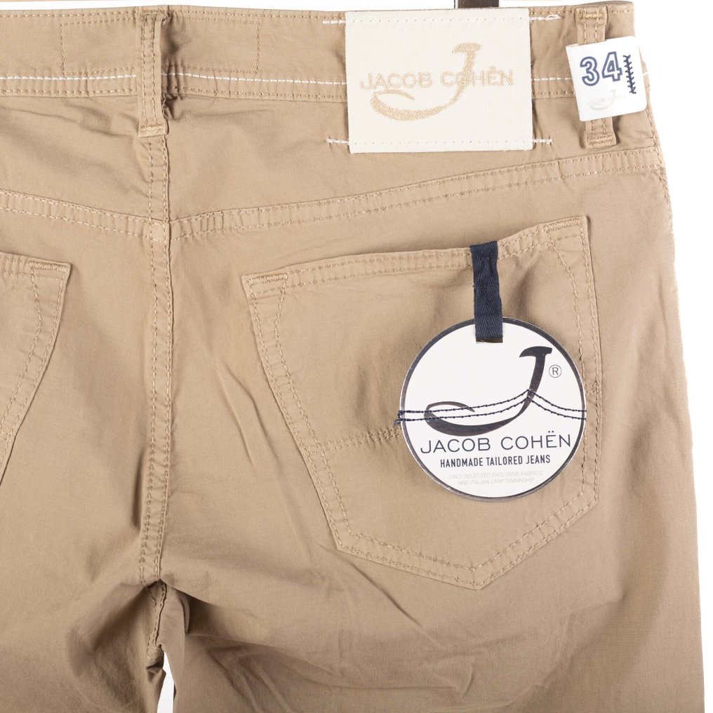 34 - Jacob Cohen - No Reserve - PW688 COMF - Jeans - New with tags #1.0