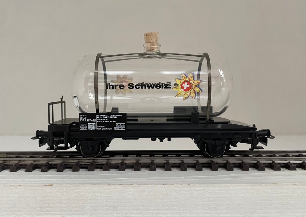 Märklin H0 - 44521 / 97701, 4735,929 / 98714 . - Modell tågvagn (2) - Special-Limited-Edition. 'Deras Schweiz, 25 år Märklin Schweiz'. 1997/98. - SBB-CFF-FFS . #2.1
