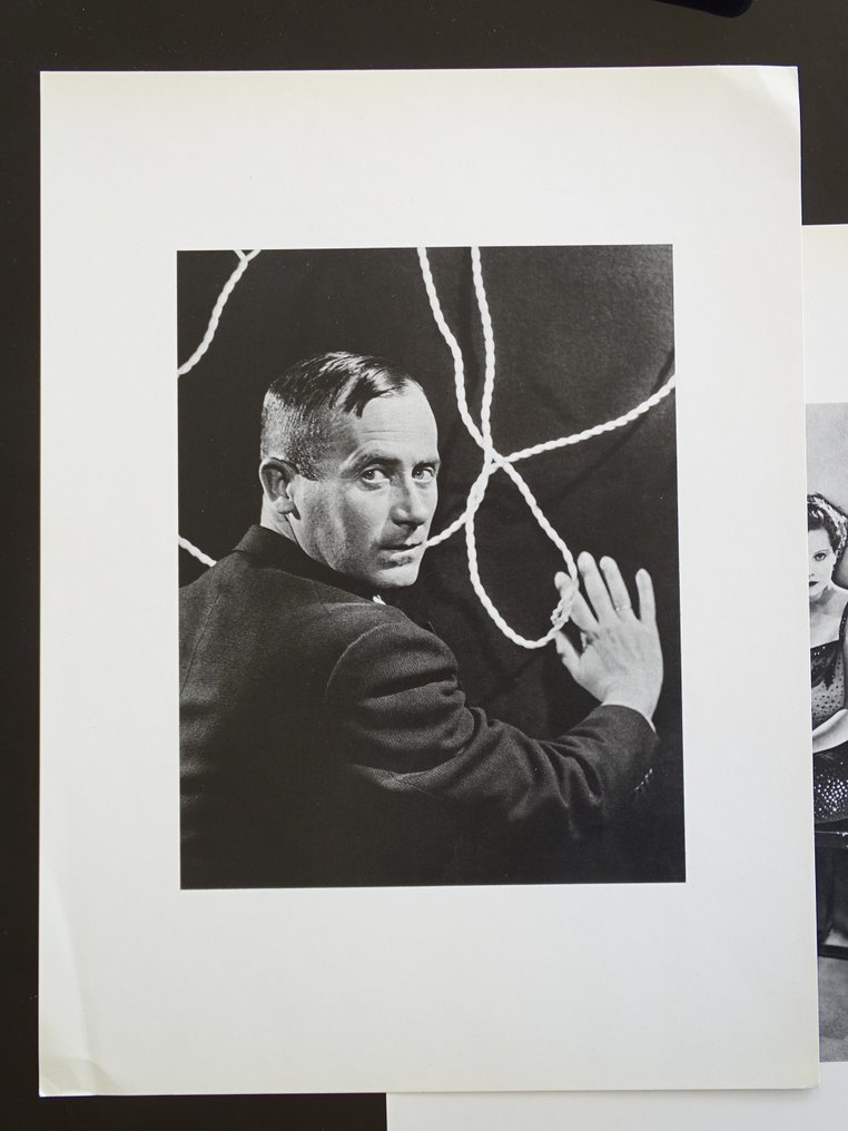 Man Ray (1890-1976) - Rayogramma with a skein of wool #3.2