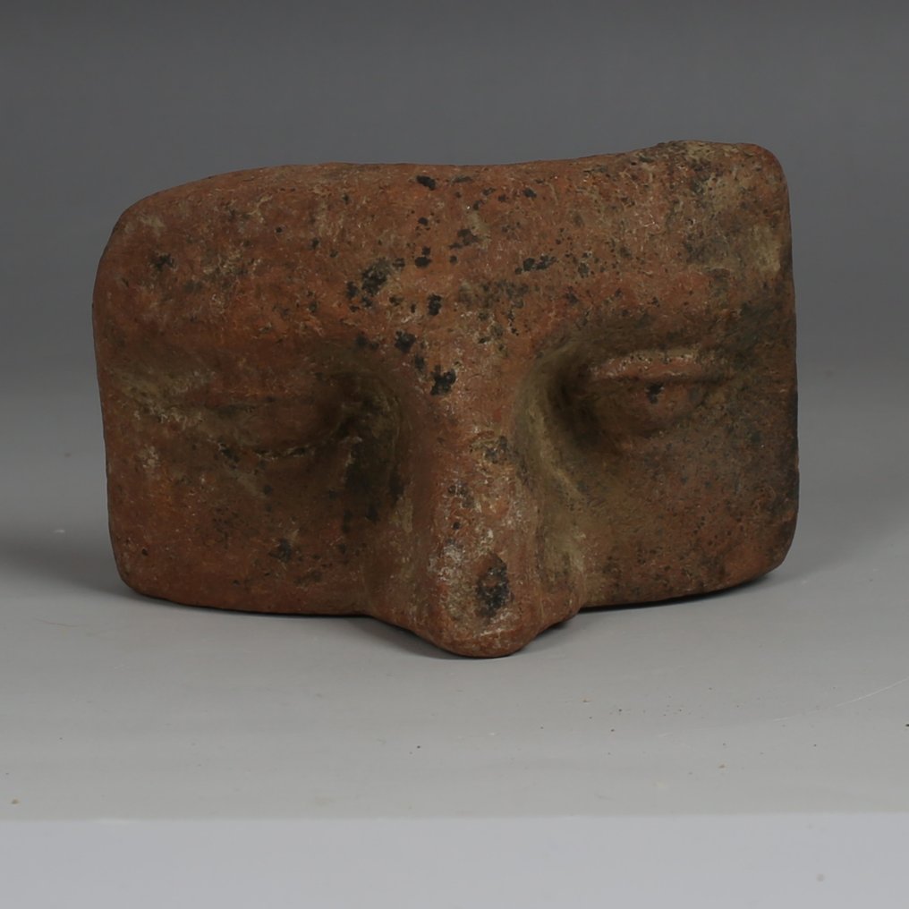 Etruscan Aardewerk Anatomisch votiefmodel van een paar ogen met ruis. #1.0