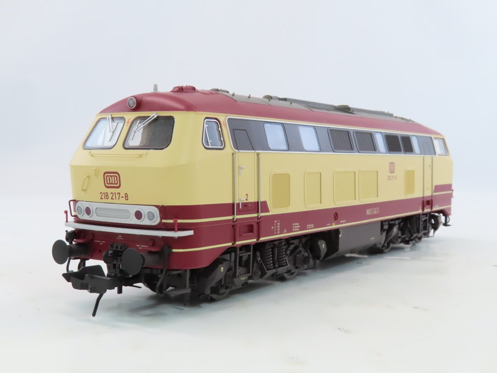 Lenz 0 - 40180-04 - 柴油液壓火車 (1) - BR 218 在 TEE 颜色中，配备全声和数字连接。 - DB #1.0