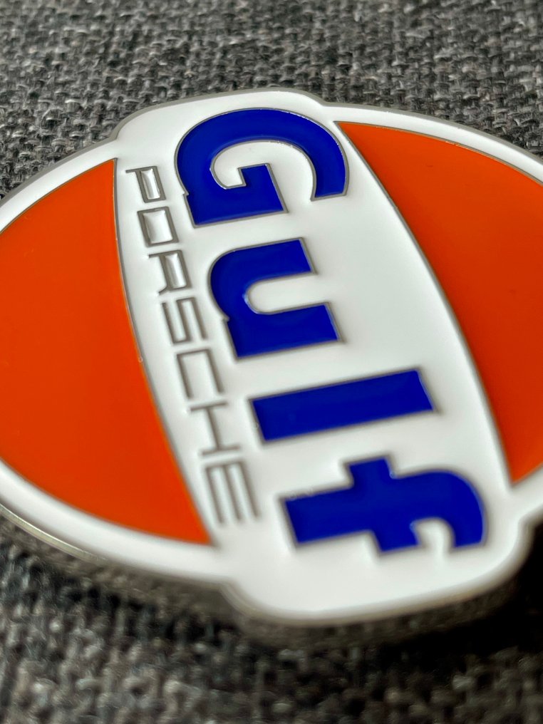 Arvomerkki GULF & PORSCHE - Saksa - 2000 #3.2