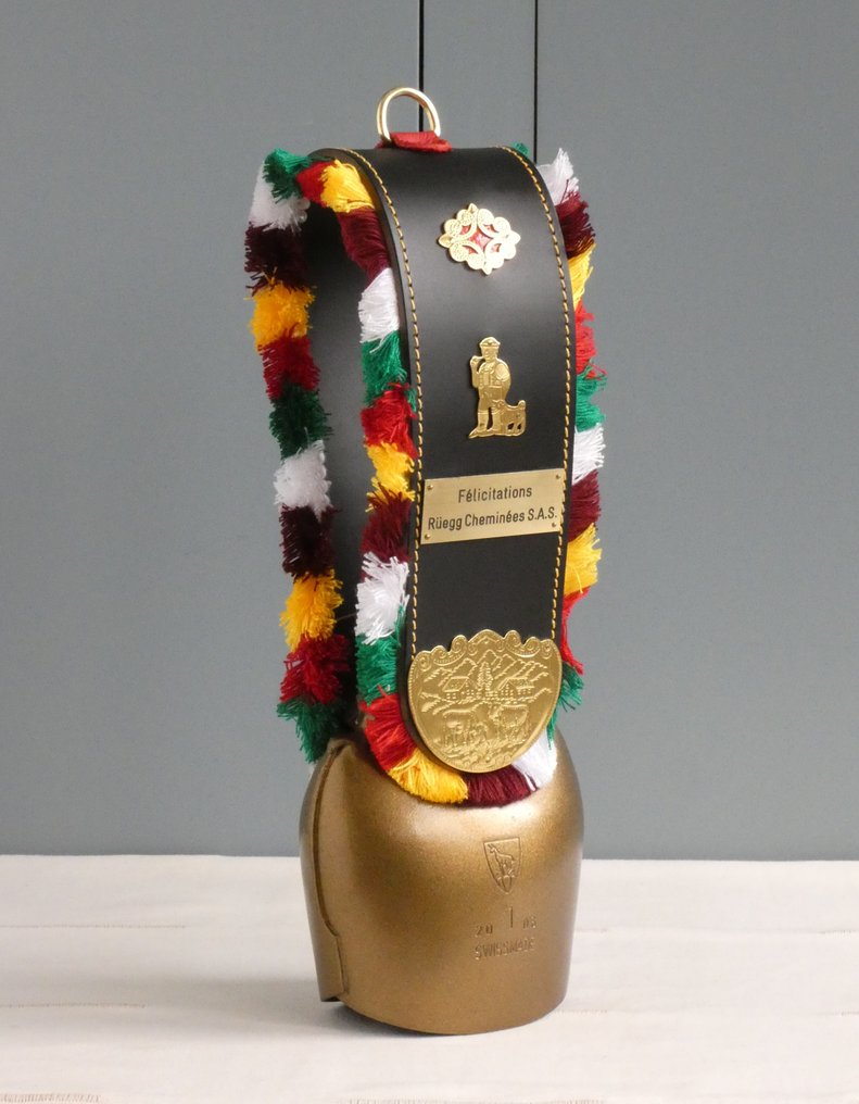 Dekorativ klocka - Schweizisk Koeienbel - Schweiz #1.0