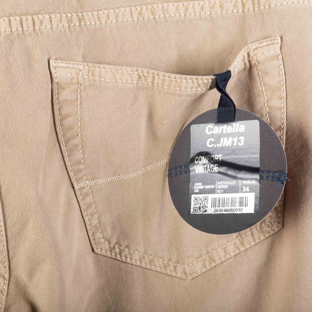 34 - Jacob Cohen (Silk) - No Reserve - J688 COMF VINTAGE - Jeans - New with tags #4.3