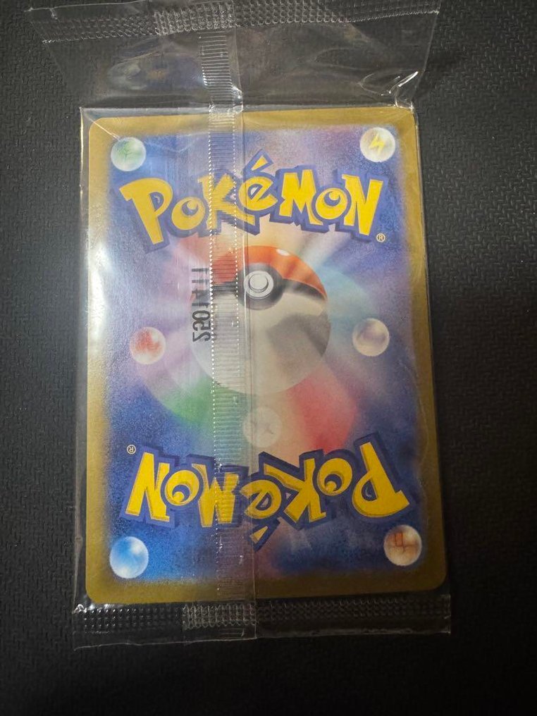 Pokémon - 1 Card - Pikachu 260/SV-P Limited edition, Promo card #1.0