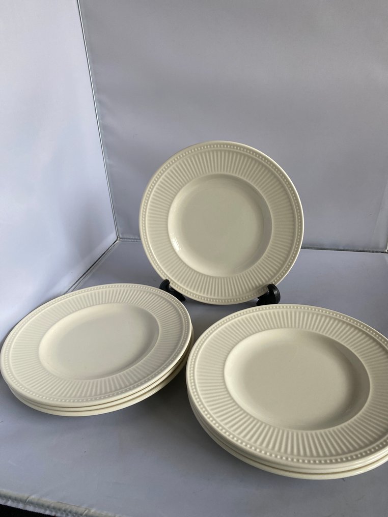 Wedgwood - Plate (7) - Windsor - Porcelain - With pearl edge #4.3