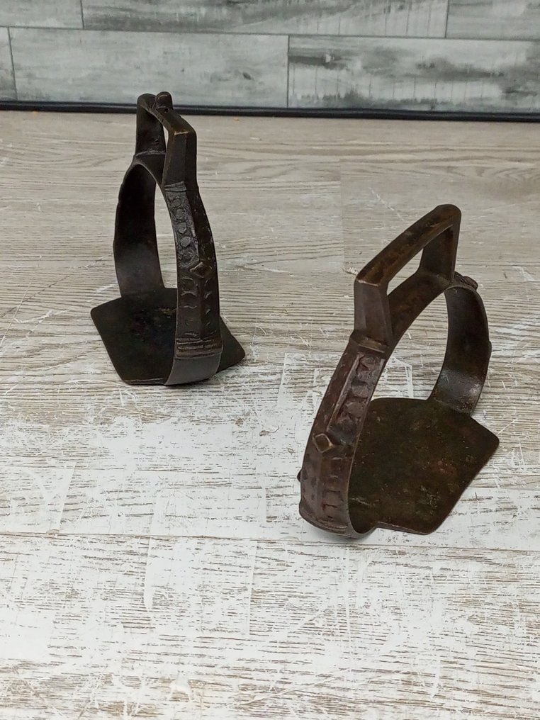 Antique Ottoman Bronze Stirrup - 无靠背长软椅 (2) - 黄铜色 - 青铜马镫 #1.0