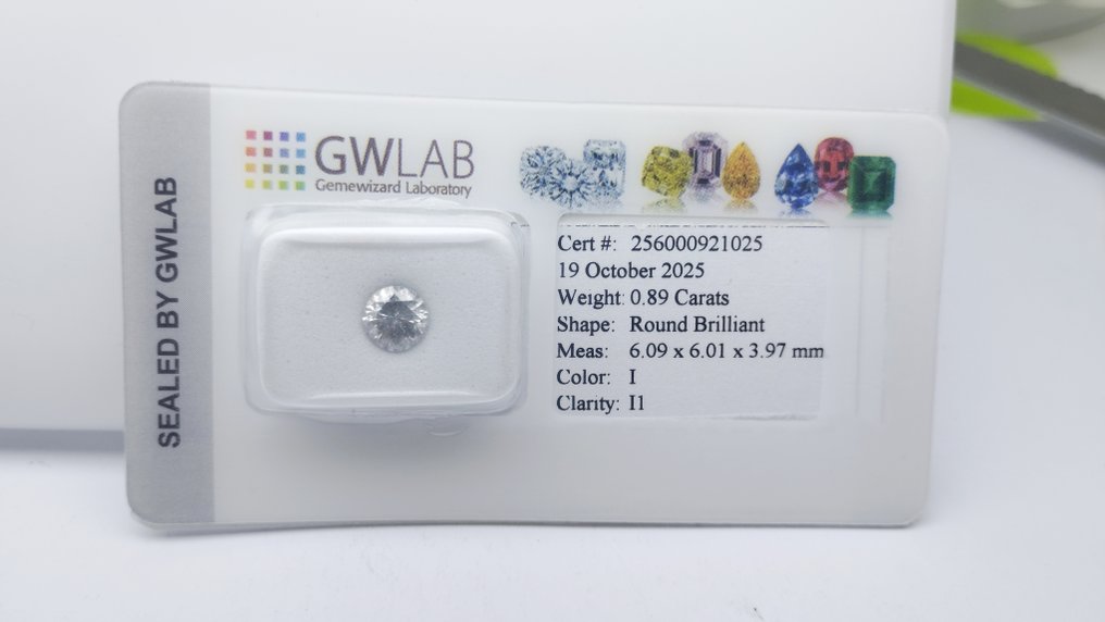 Sem preço de reserva - 1 pcs Diamante (Natural) - 0.89 ct - Redondo - I - I1 - Gemewizard Gemological Laboratory (GWLab) #1.0