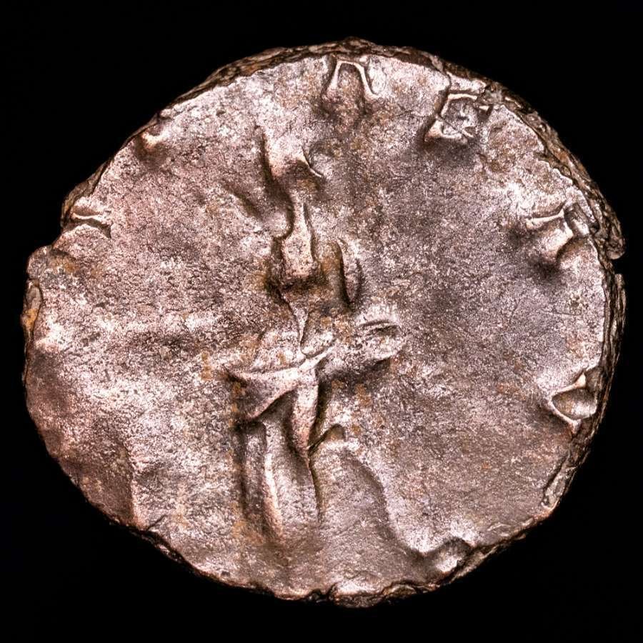 Ρωμαϊκή Αυτοκρατορία. Victorinus (AD 269-271). Antoninianus Trier mint, 269-270 A.D. PIETAS AVG Pietas, veiled, standing left.  (χωρίς τιμή ασφαλείας) #1.0