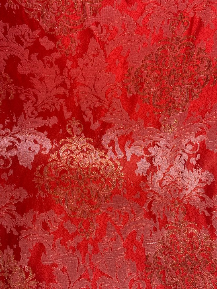 Luxurious Venetian San Leucio red damask fabric in gold finishes. - Textile - 3 m - 2,4 m #1.0